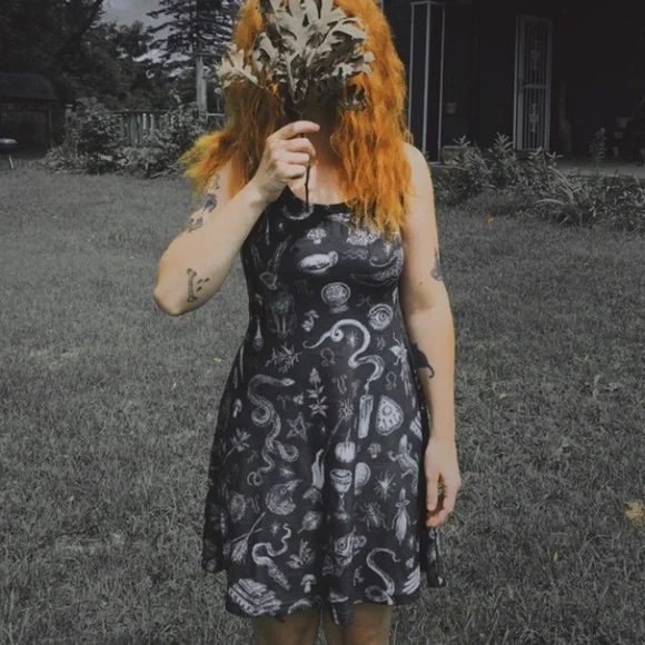 Brett Manning Dress SIZE Medium - Picture 2 of 9